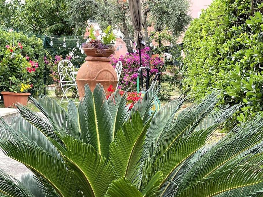 Annali Casa Vacanze - Shabby Style Nella Natura La Spezia Exteriér fotografie